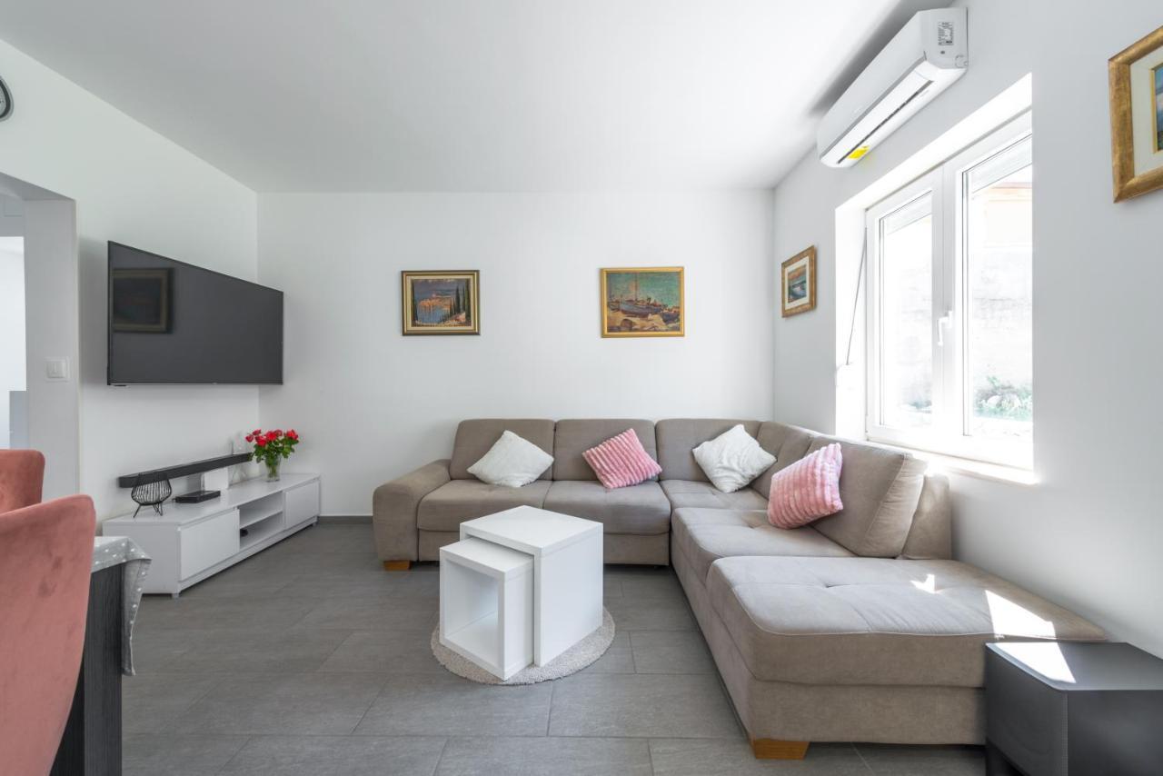 Ana & Mia Apartment Dubrovnik Bagian luar foto